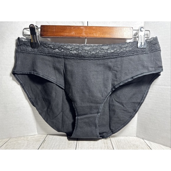 Victoria's Secret Other - Victorias Secret Panty Large Black New Old Stock